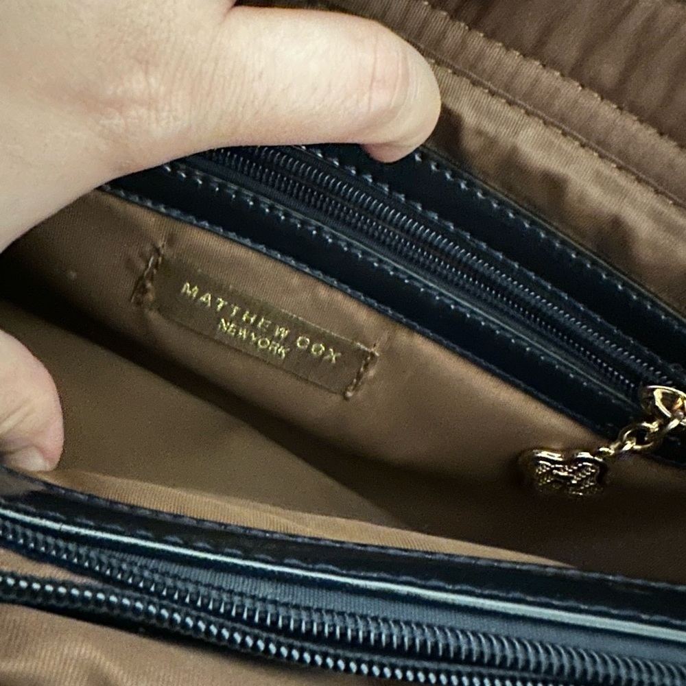 Matthew Cox| Oversized Shiny Navy Leatherette Bag - Picture 4 of 12